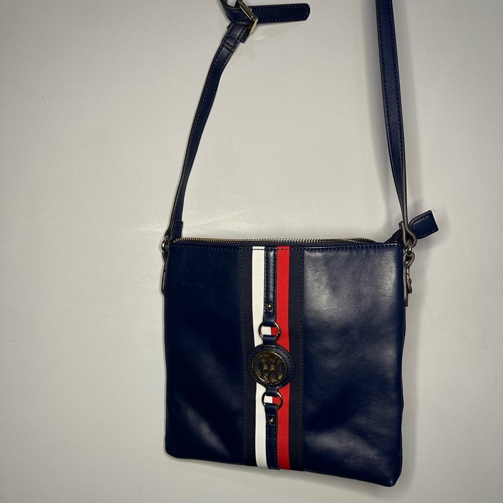 Tommy Hilfiger Crossbody Bag